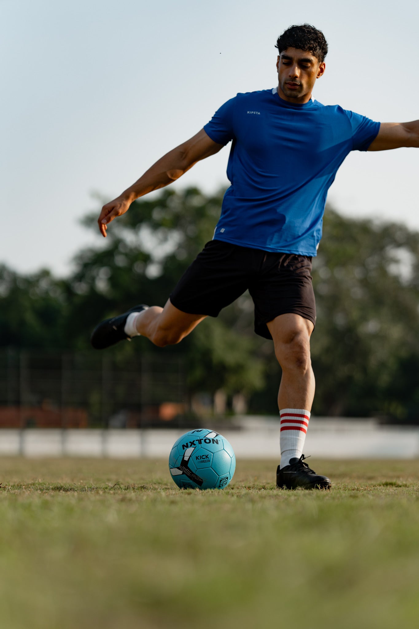 NXTON KICK PRO TRAINING FOOTBALL